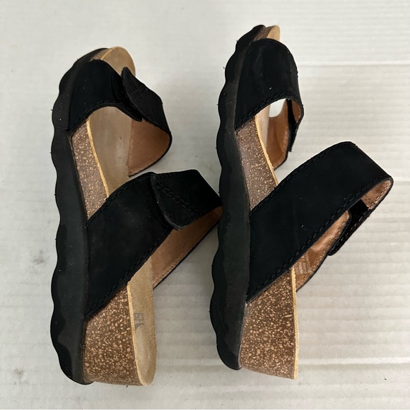 Dansko Maddy Slip-On Wedge Sandal Velcro Leather Black Sz 37 Excellent Condition - Picture 4 of 12